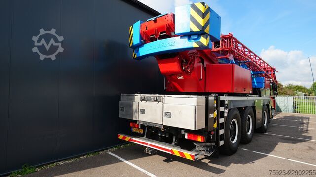 Kranwagen Liebherr LTM1050-3.1 WITH JIB AND VARIOBASE