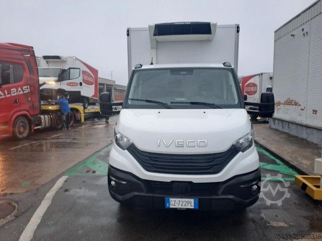 Testreszabott furgon IVECO DAILY 35C16H3.0 ISOTERMICO/FRIGO