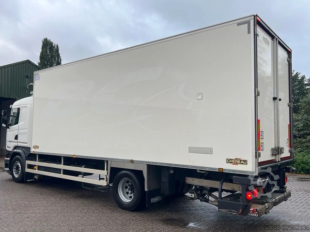 Transport chłodniczy/mrożony Scania R450 Retarder Chereau 7cm walls and Lift