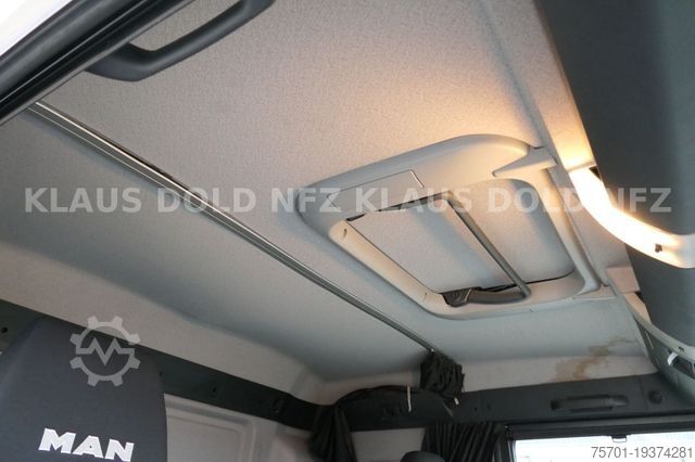 Autocamion pentru transport bușteni MAN TGS 33.500 Holztransport Kran Bj 2020 Retarder