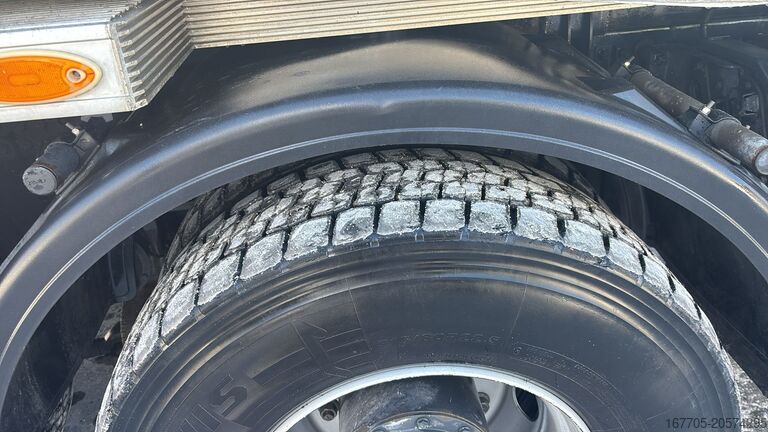 Máy bơm bê tông tự động Mercedes-Benz Arocs 3246