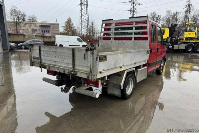 Pakettiauto IVECO 35C15 Daily 4x2