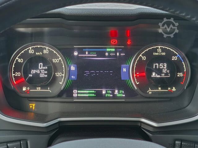 SZM มาตรฐาน Scania R560 Highline 6x2 - BUFFL - Retarder - Full air...