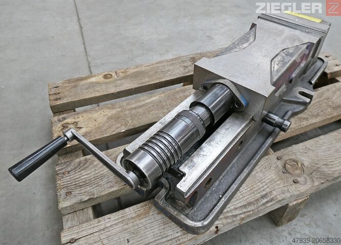 Гідравлічні машинні лещата Safeway PHV 160