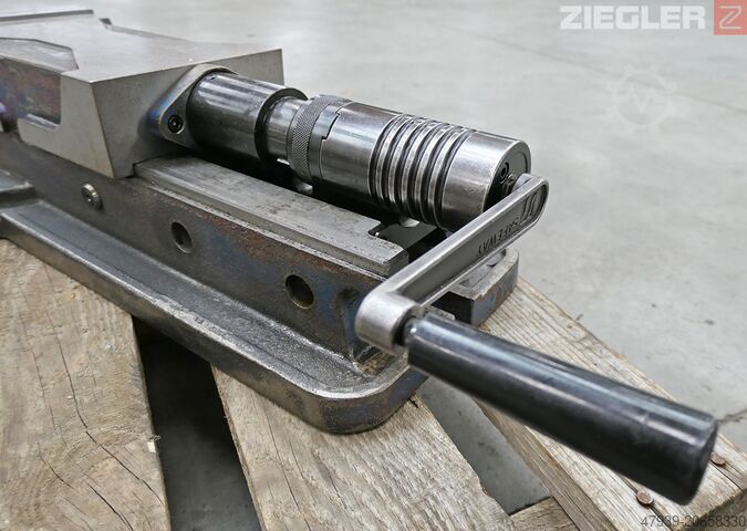 Гідравлічні машинні лещата Safeway PHV 160