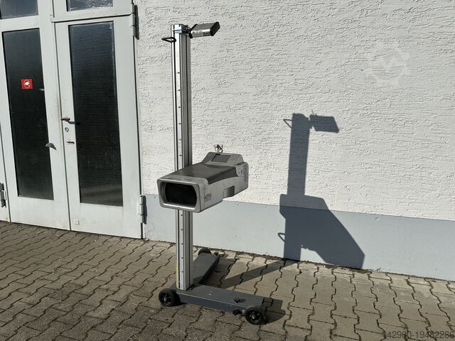 Prístroj na nastavenie svetlometov Beissbarth MLD 815