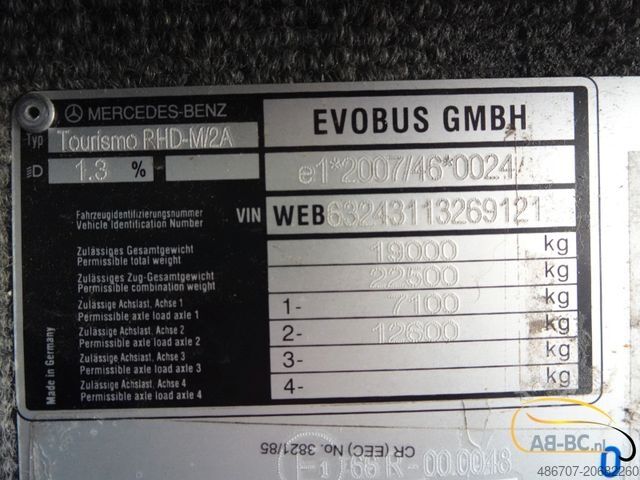 Autobus za međugradski prevoz MERCEDES-BENZ Tourismo RHD-M - 51 Sitze EURO 6