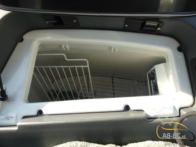 Autobus za međugradski prevoz MERCEDES-BENZ Tourismo RHD-M - 51 Sitze EURO 6