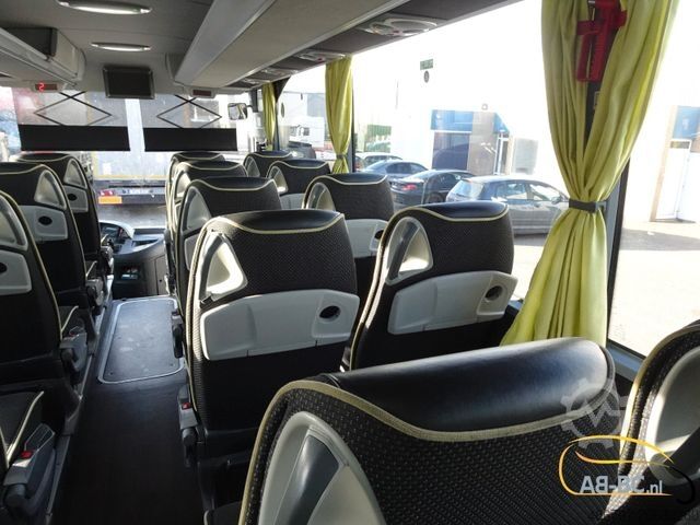 Autobus za međugradski prevoz MERCEDES-BENZ Tourismo RHD-M - 51 Sitze EURO 6