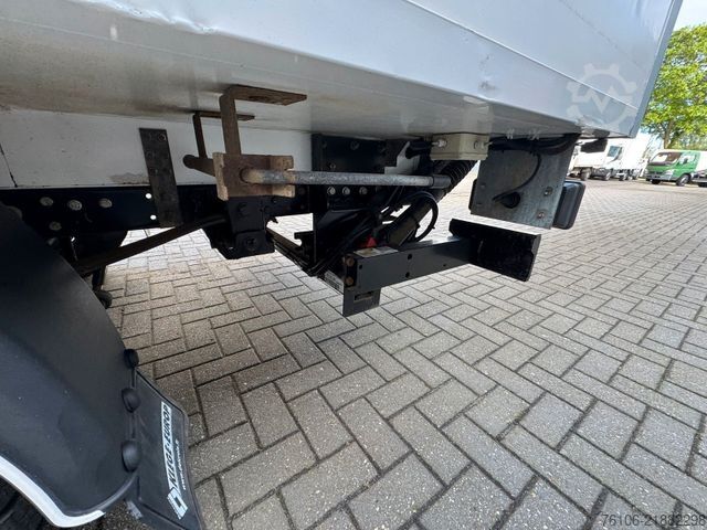 Chladiareň dodávka IVECO Daily 35S13 Tiefkühlkoffer mit LBW *Automatik*