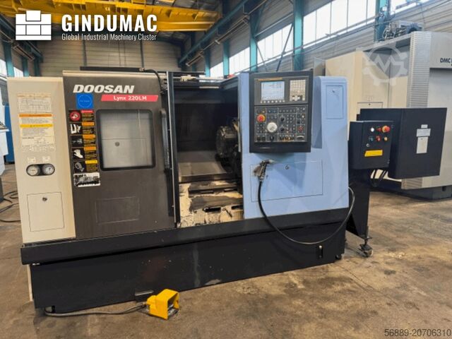 Horizontalna Turning Machine DOOSAN LYNX 220 LMA