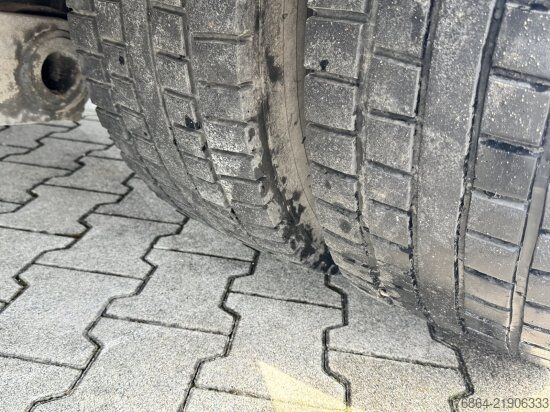 Kamion s ravnom platformom i ceradom MERCEDES-BENZ ATEGO  1224