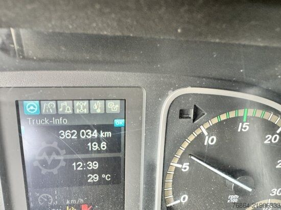 Kamion s ravnom platformom i ceradom MERCEDES-BENZ ATEGO  1224