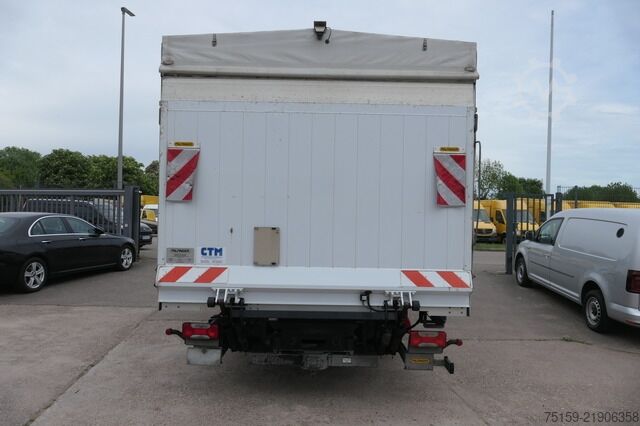 Transportador con plataforma y toldo iveco Daily 70C18H D70C DoKa LBW AHK Klima Tempomat Regaleinbauten COC Standheizung