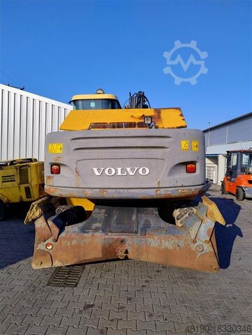 รถขุดเคลื่อนที่ Volvo EW160