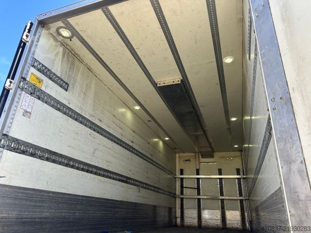 Chladený nákladný automobil MERCEDES-BENZ Actros 2542 / Blumen / Heizung / Isoliert