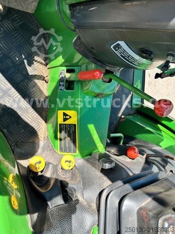 Yard tractor John Deere 670 Hofschlepper, Zapfwelle/Hydraulik 14 kW