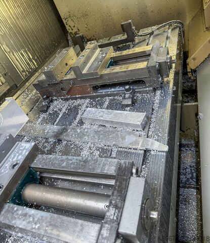 Vertikalus apdirbimo centras Deckel Maho DMF 250 linear
