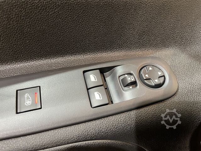 Kombi med högt tak Toyota PROACE CITY Electric First Edition 50 kWh / 100...