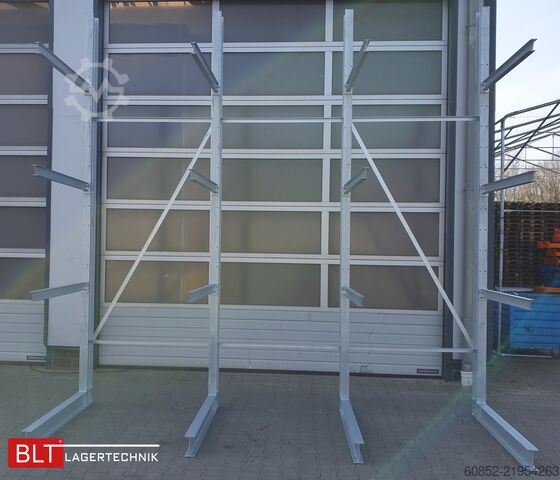 Estante em consola ca. 4,02 lfm. Kragarmregal  H:400cm T: 137 cm , 500 kg/Arm , 4 Lagerebenen