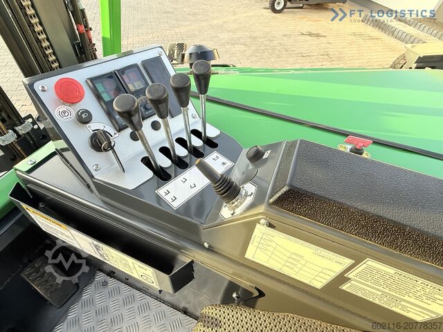 رافعة شوكية رباعية الاتجاهات Combilift CB4000 GAS TRIPLEX 5200 POSITIONER