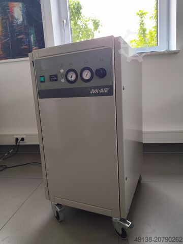 Kompresor me piston, pa vaj në një strehë të papërshkueshme nga zhurma JUN-AIR 2000-25M