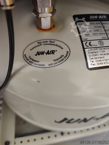 Kompresor me piston, pa vaj në një strehë të papërshkueshme nga zhurma JUN-AIR 2000-25M