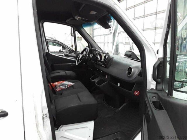 Xe tải nhẹ Mercedes-Benz Sprinter 317 CDI,L2H2,Automatik,Kamera,Navi
