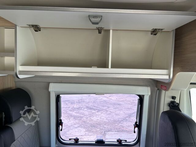 Caravan/camper Fiat Weinsberg Carabus 600 K | 4 Posti Letto | Completamente Attrezzato