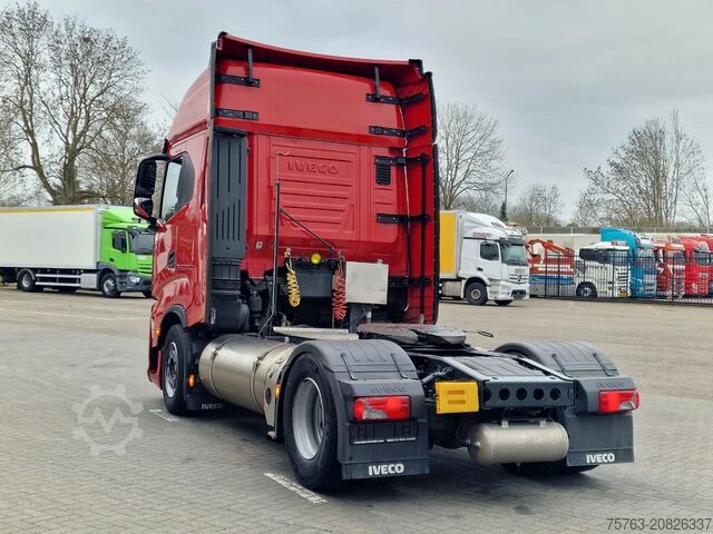 Standard-SZM Iveco S-WAY 460 LNG - 4x2 - Retarder - 2x tank