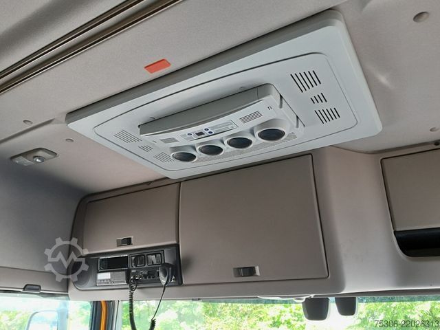 标准牵引车头 DAF FT XF 530 SC PXP, 4x4, Kipphydraulik