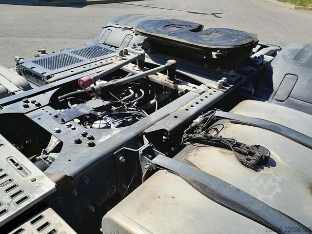 标准牵引车头 DAF FT XF 530 SC PXP, 4x4, Kipphydraulik
