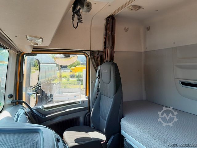 标准牵引车头 DAF FT XF 530 SC PXP, 4x4, Kipphydraulik