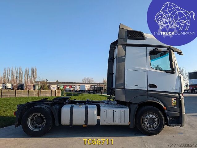 SZM סטנדרטי Mercedes-Benz Actros 1845