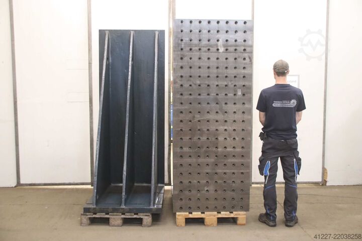 带螺纹孔的夹紧角铁 unbekannt 1000/800/H1250 mm