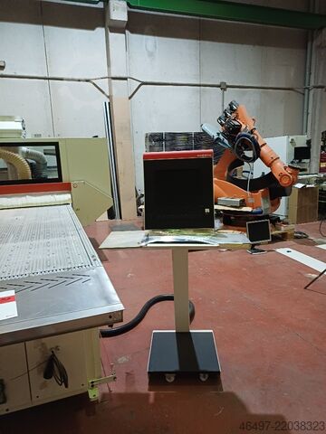 Centro de Trabajo a Control Numérico SCM PRATIX S22-31B con DESCARGA