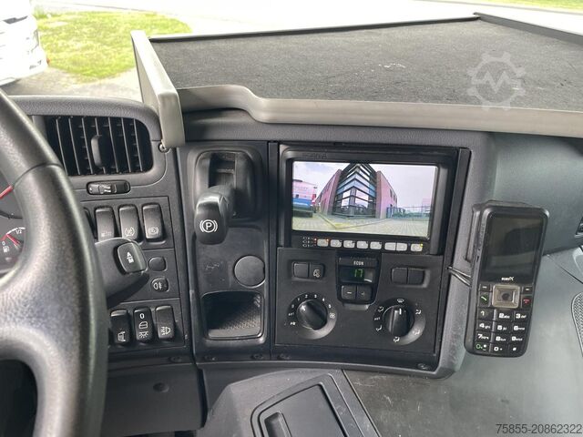 Refrigerated/freezer transport Scania P 230 B 4X2 Carrier Supra 950 / Automatic / 2 C...