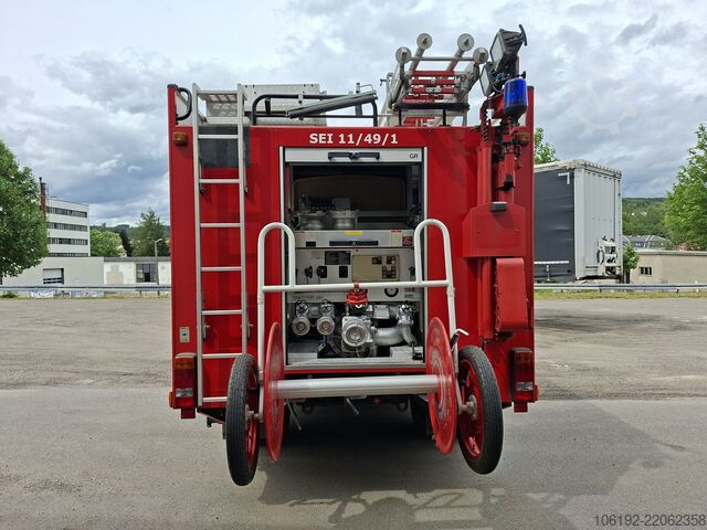 Autospecială de pompieri Iveco FF 135E22 LF16/22