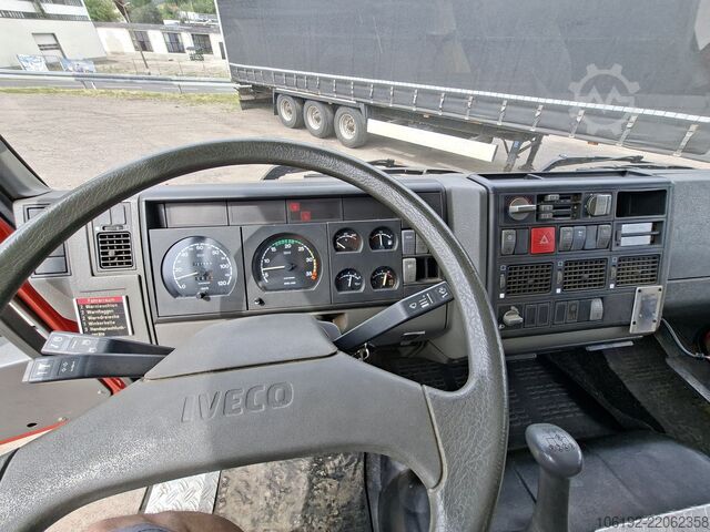 Autospecială de pompieri Iveco FF 135E22 LF16/22
