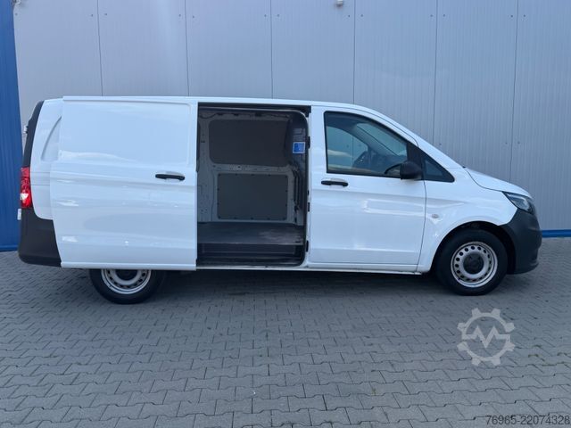 Xe van thùng kín MERCEDES-BENZ Vito 111 LANG 6G KLIMA 3-SITZER TEMPOMAT EURO 6