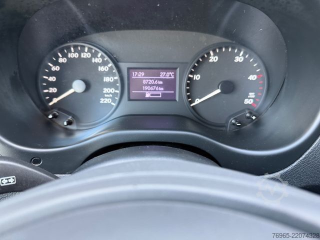 Xe van thùng kín MERCEDES-BENZ Vito 111 LANG 6G KLIMA 3-SITZER TEMPOMAT EURO 6