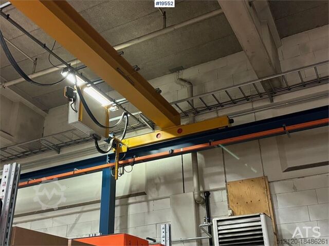Dụng cụ nâng Munck Overhead Crane – 2.5 Ton / 18 m Span / Remot