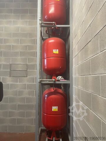 Solid fuel boiler with automatic loading UNICONFORT EOS 50