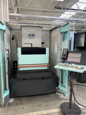 Máquina de erosión por hilo AGIE Classic 2S