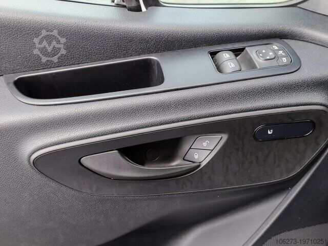 Kombi z visokim stropom Mercedes-Benz Sprinter 317 Maxi,9GTronic,MBUX,Kamera
