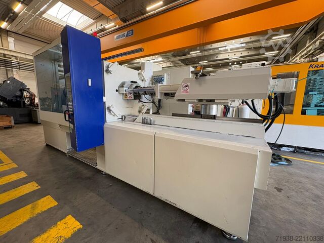 Stroj za brizganje BATTENFELD HM 270/1330