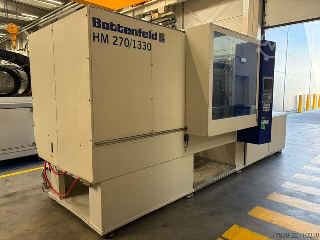 Stroj za brizganje BATTENFELD HM 270/1330