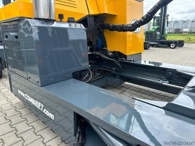 מלגזה ארבע-כיוונית Combilift C3000/Triplex 5500 mm /Perfect condition
