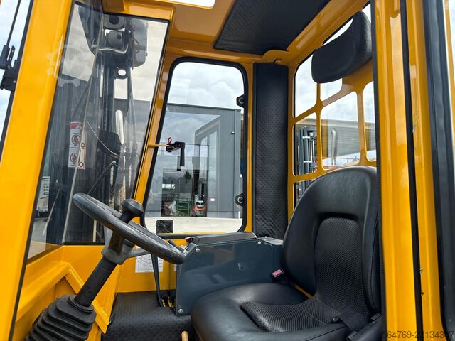 מלגזה ארבע-כיוונית Combilift C3000/Triplex 5500 mm /Perfect condition