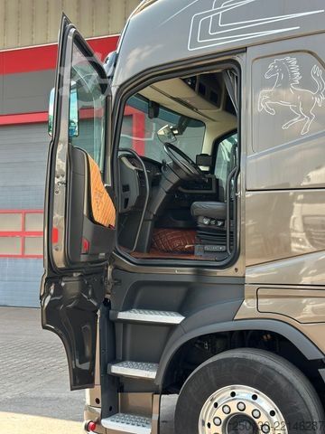 Standart çekici ünitesi VOLVO FH 500 4x2 BL ACC/Bi-XENON/NAVI/SOUND/I-PARKCOOL
